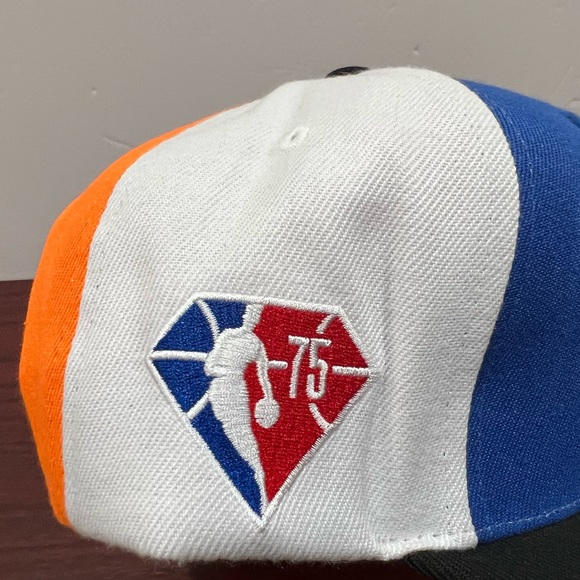 Mitchell & Ness, SnapBack Hat, New York Knicks - Picture 8 of 9